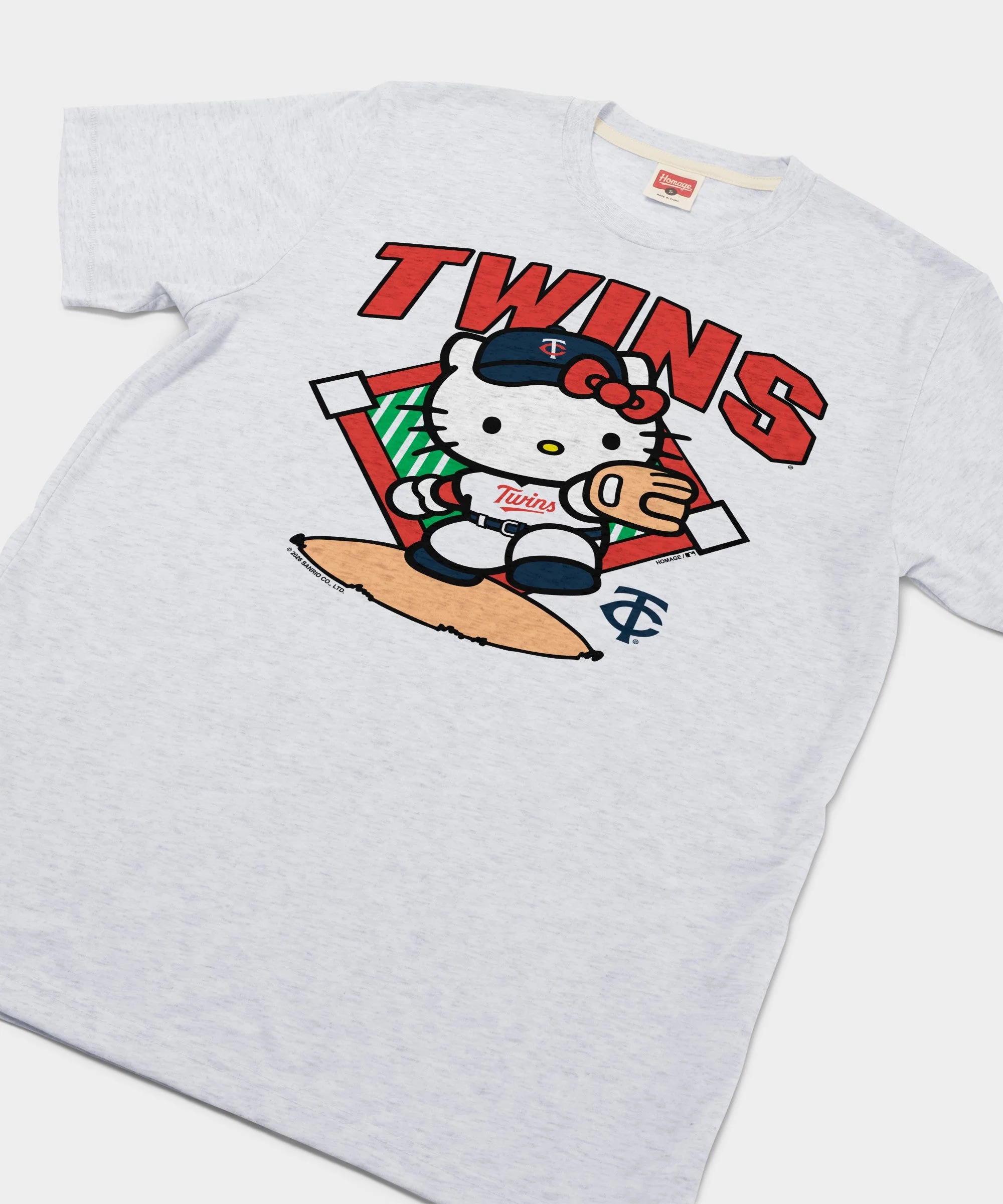 Hello Kitty x Minnesota Twins Throw - Image 2