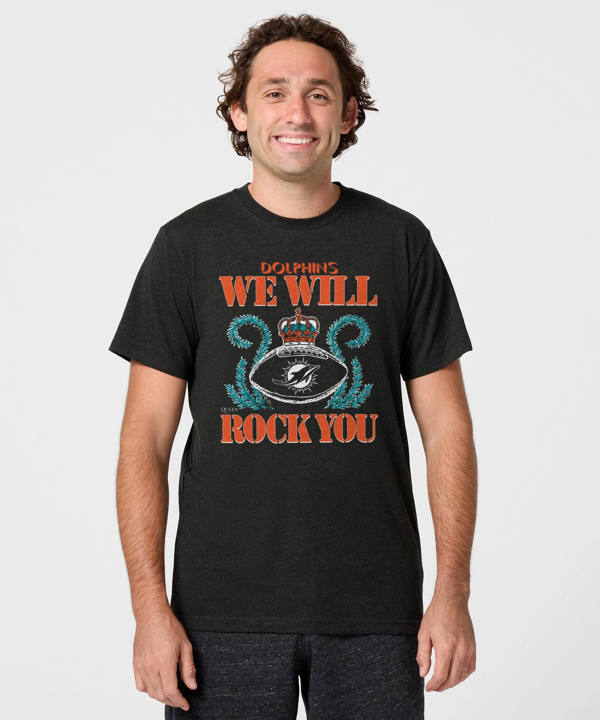 Queen x Miami Dolphins Schedule 2026 - Image 4